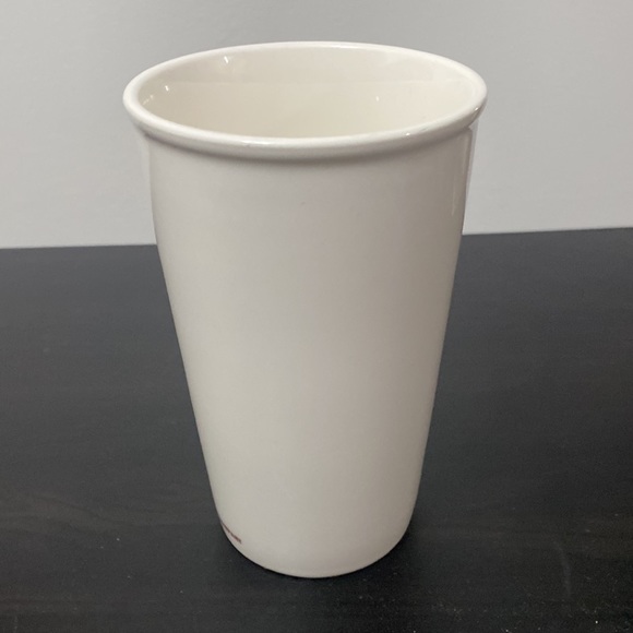 2010 Starbucks Grande 16 Oz - Picture 4 of 7